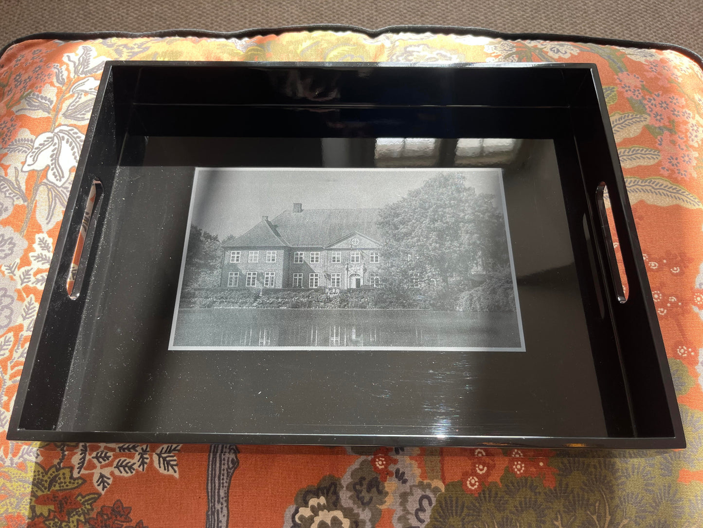 Tablett Laquer noir mit Fotogravur