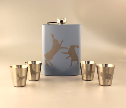 Flachmann in blau + 4 Becher